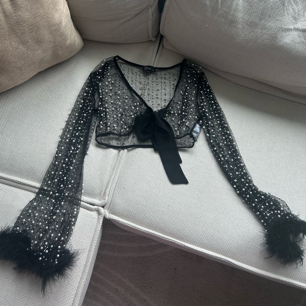 Black and pearled matching festival set
